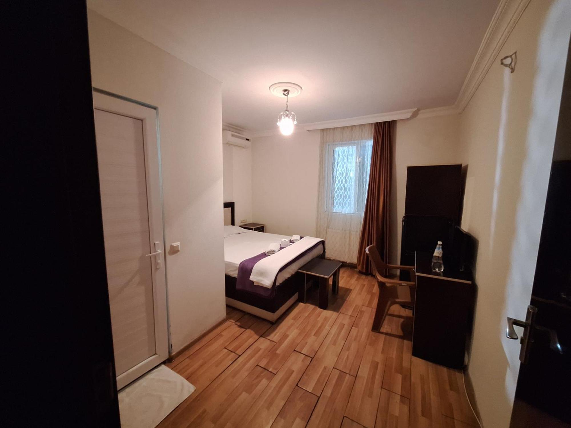 Gold Hotel Batum Zewnętrze zdjęcie